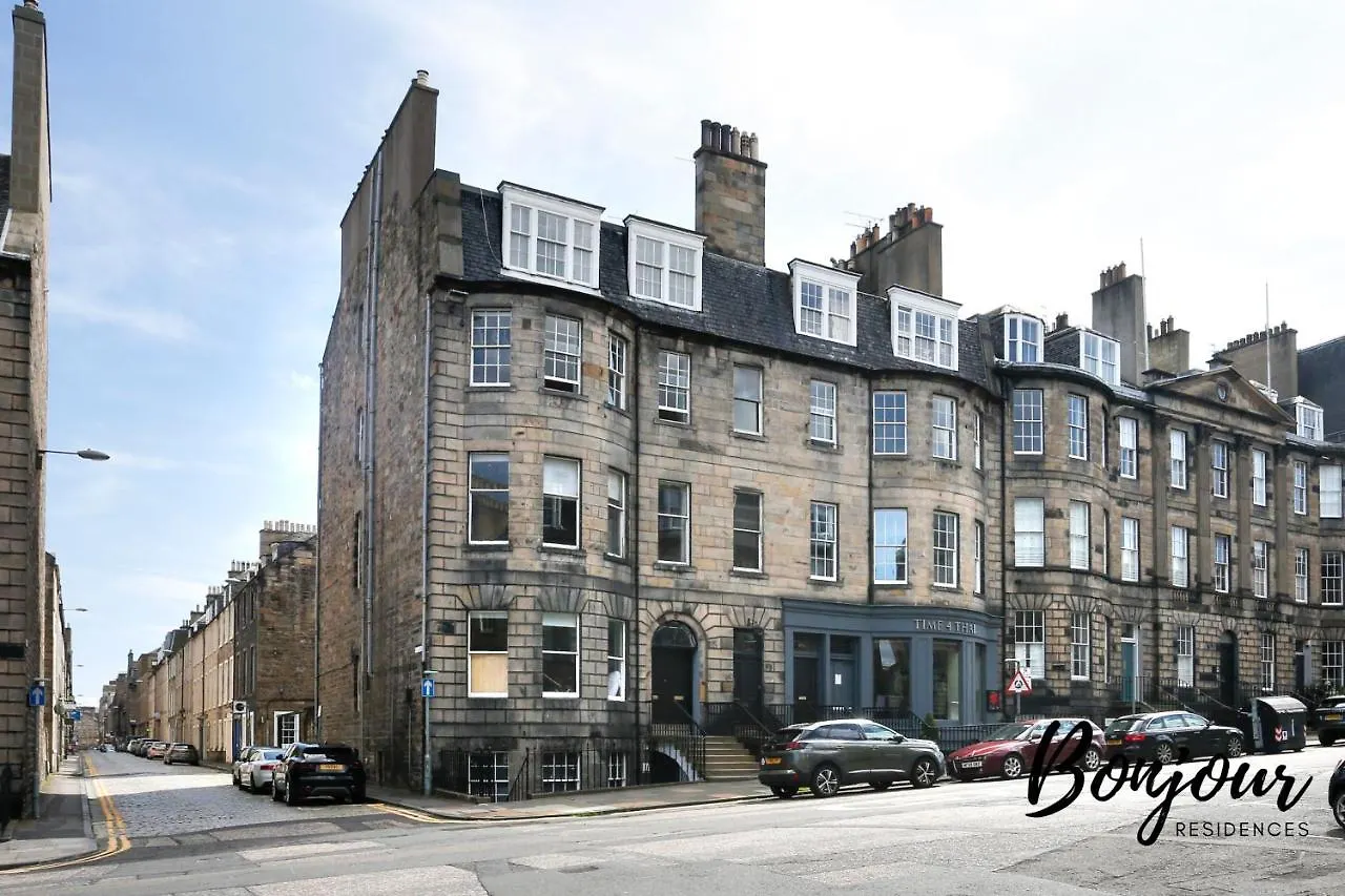 Montmartre Suite - New Town 3Br-3Ba Main Door - By Bonjour Residences Edinburgh Apartmán
