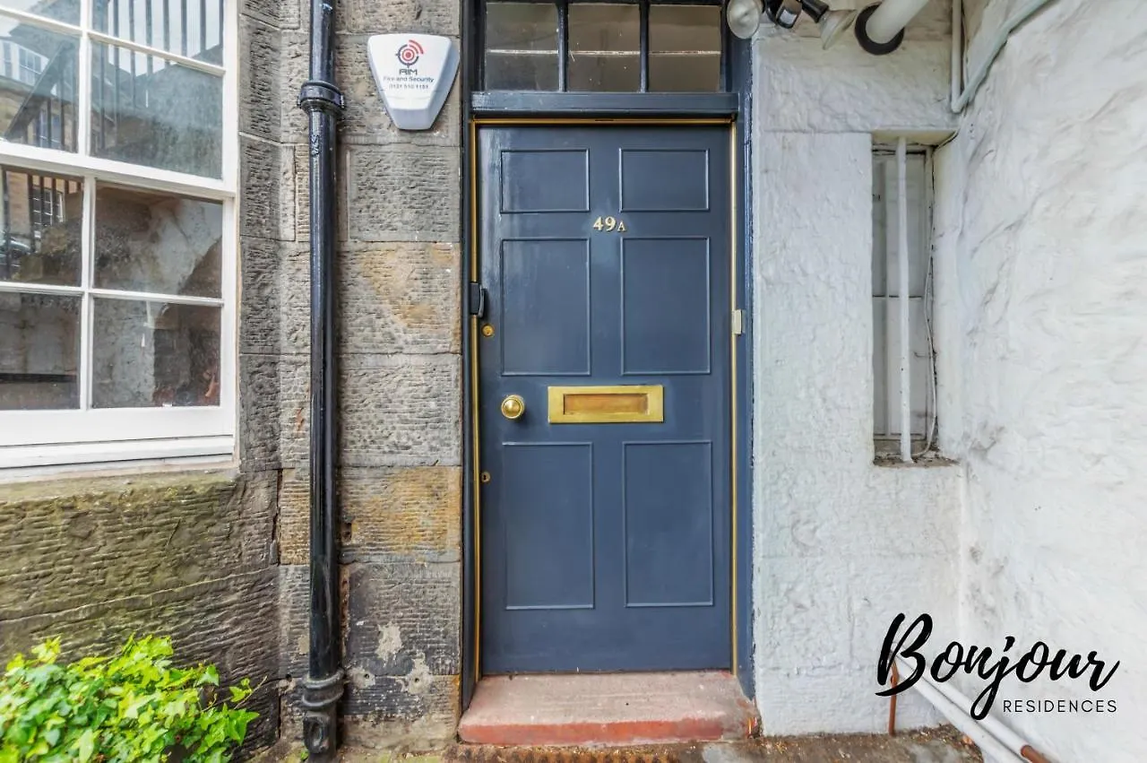 Montmartre Suite - New Town 3Br-3Ba Main Door - By Bonjour Residences Edinburgh Velká Británie
